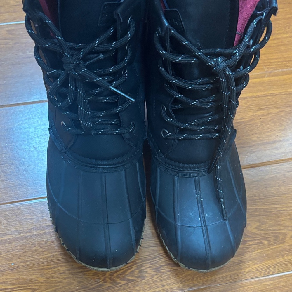 Tommy Hilfiger Black Quilted Winter Boots - Picture 7 of 11